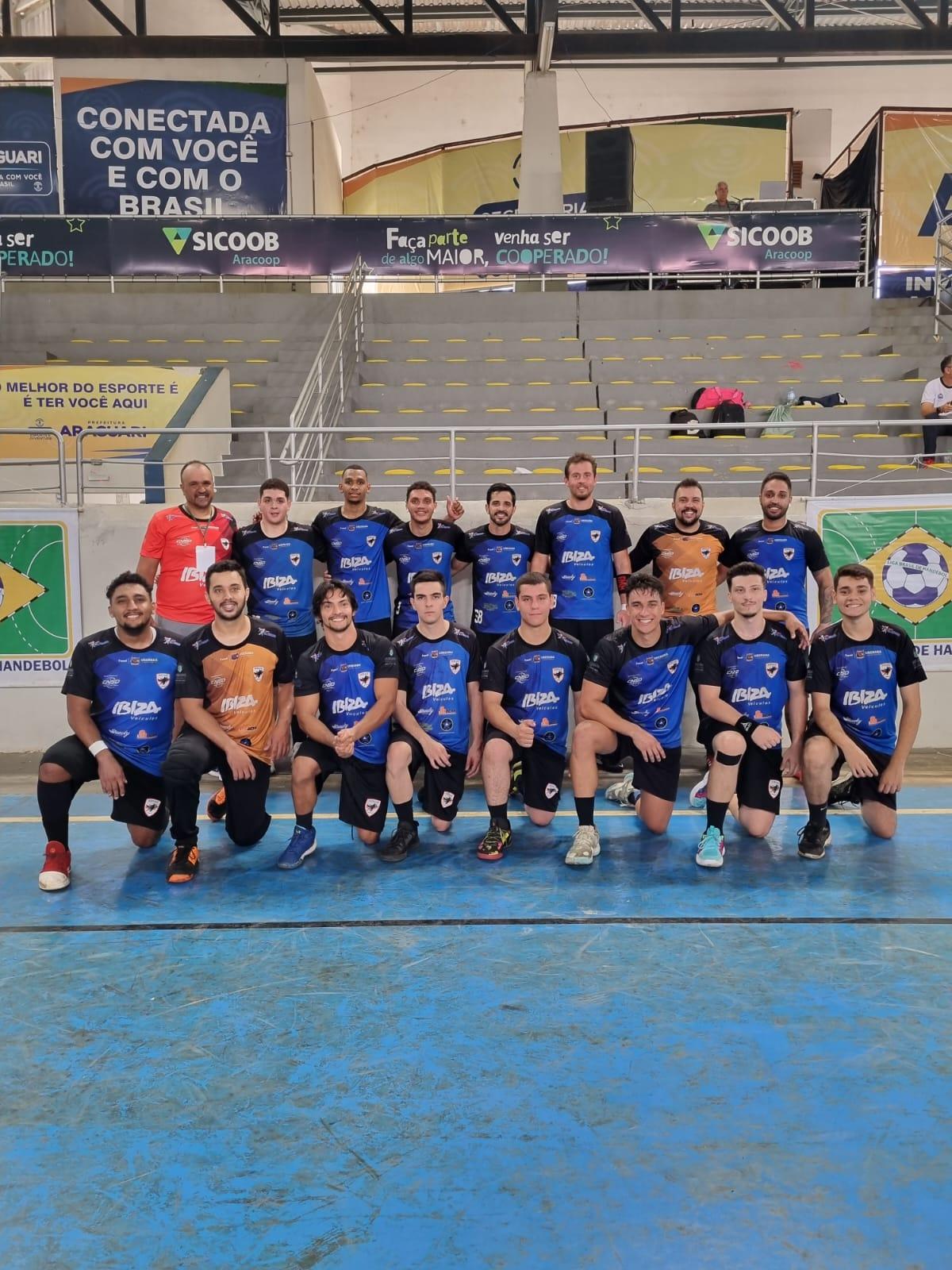 Equipe de handebol masculino adulto da Funel Uberaba (Foto/Divulgação)