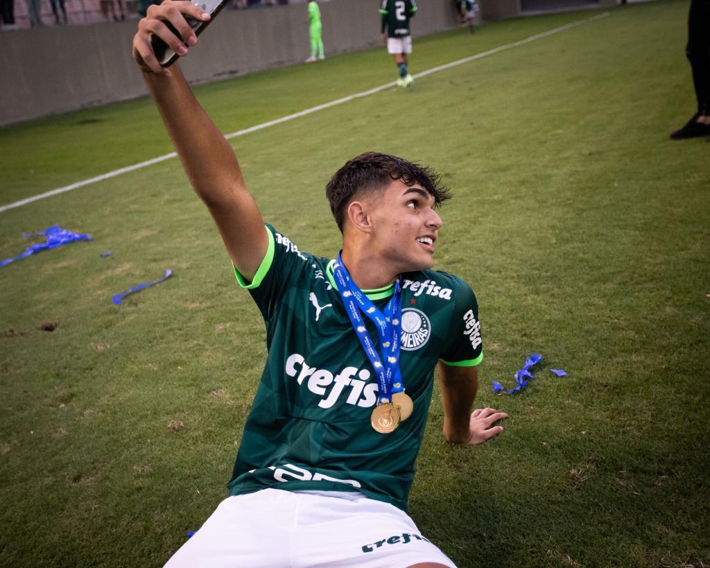 Palmeiras vence o Real Madrid e é campeão mundial sub-17 na