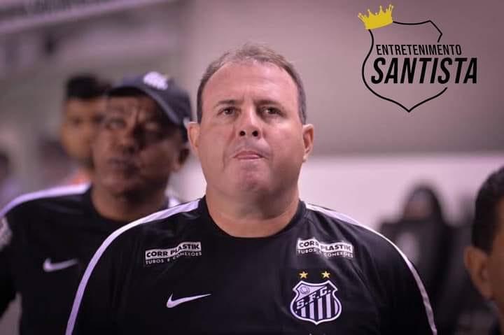 O técnico Marcelo Fernandes pediu desculpas em nome de todos, assumiu sua responsabilidade. (Foto/Facebook Santos FC)