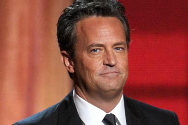 Matthew Perry é Chandler Bing, em Friends (Foto/Reprodução/IMDB)