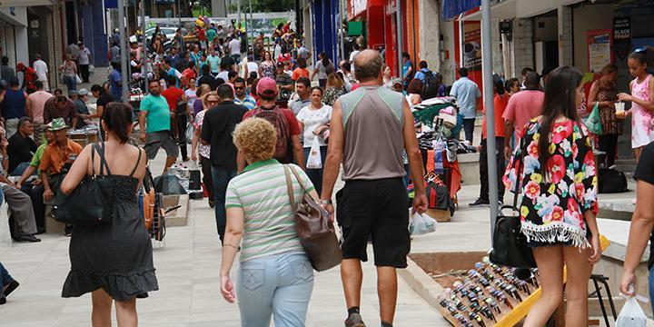 Novembro terá apenas dezoito dias úteis devido feriados prolongados (Arquivo JM)