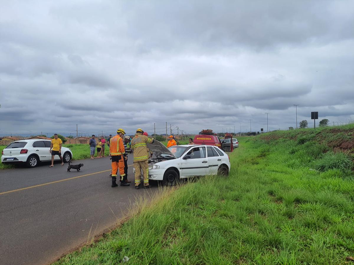 Motorista perdeu o controle do carro (Foto/Divulgação)