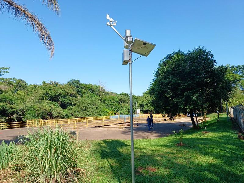 Por meio de sensores, as estações meteorológicas registram informações sobre a temperatura, umidade, pressão atmosférica, chuva e vento na cidade, em tempo real. (Foto/Divulgação)