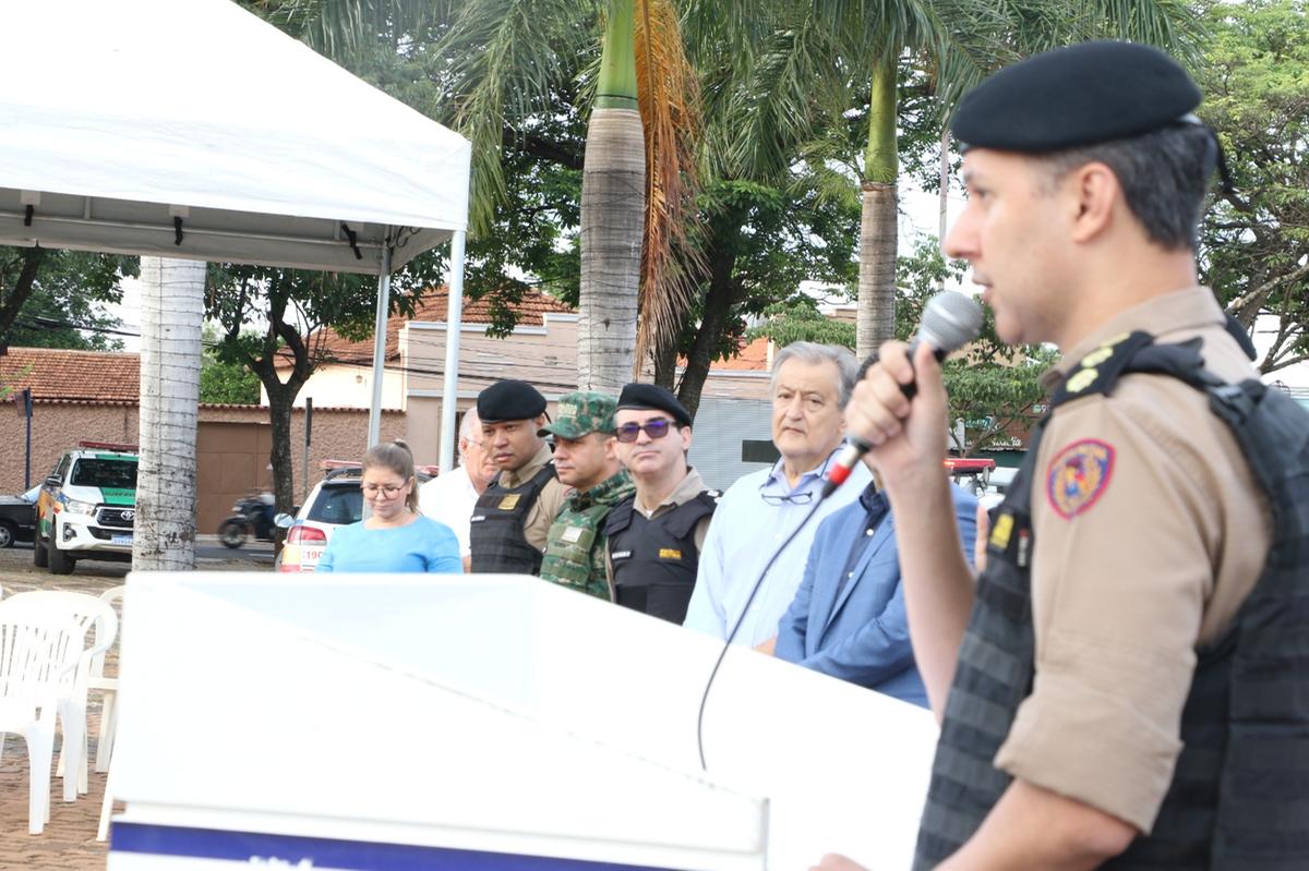 Com a presença de lideranças classistas ligadas ao comércio, foi lançada ontem, pela Polícia Militar, a Operação Natalina (Foto/Sérgio Teixeira/PMMG)