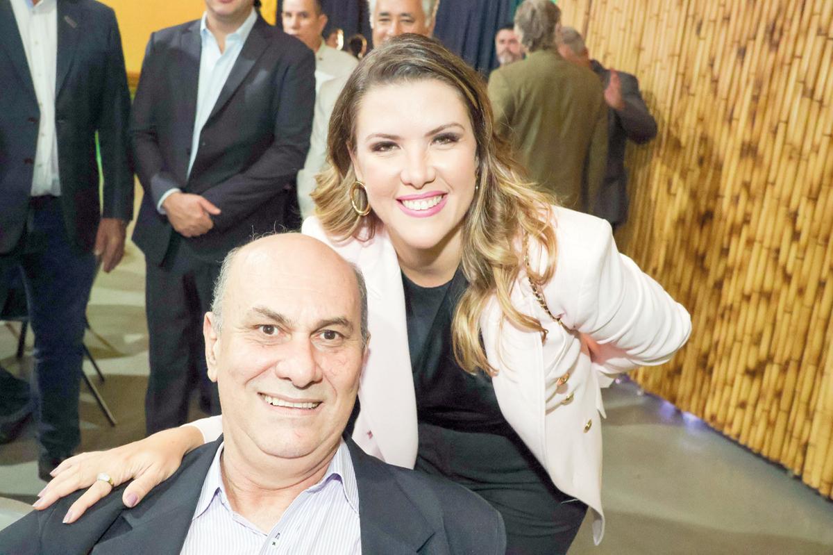 Elisa Araújo e Lázaro Batista de Andrade sempre apoiando a Indústria (Foto/Divulgação)