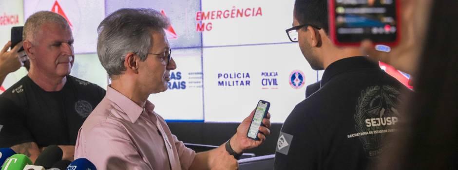 Lançamento do programa Emergência MG, serviço de acionamento do 190 (Polícia Militar), 197 (Polícia Civil) e 193 (Corpo de Bombeiros Militar) via internet (Foto/Dirceu Aurélio/Imprensa MG)