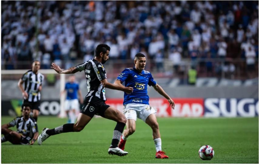 Botafogo que acabar com a má fase de 9 jogos sem vencer (Foto/Bruno Haddad/Cruzeiro)