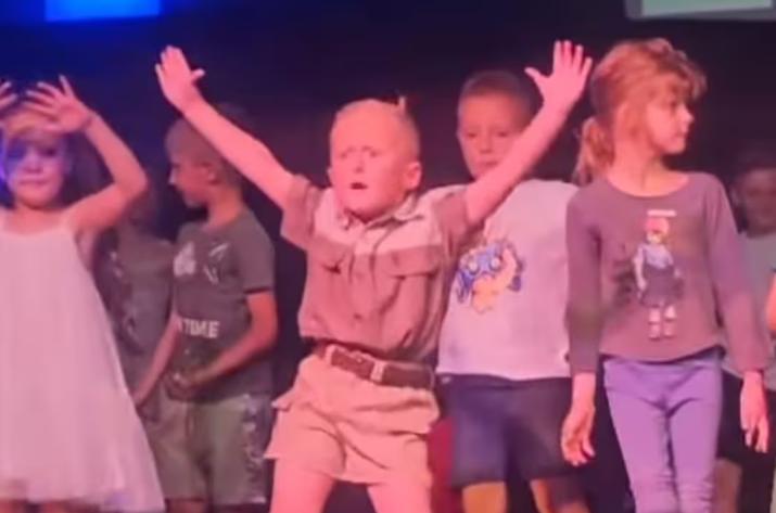 Klein Kwagga, durante apresentação em escola de dança na Cidade do Cabo (Foto/Reprodução)