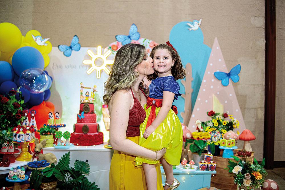 Isabelly com a mãe, Natália Martins Maia (Foto/Thaynara Mendes)