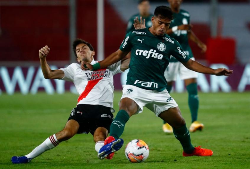 O Palmeiras venceu o River pela constância nos torneios continentais ((Foto: arquivo))