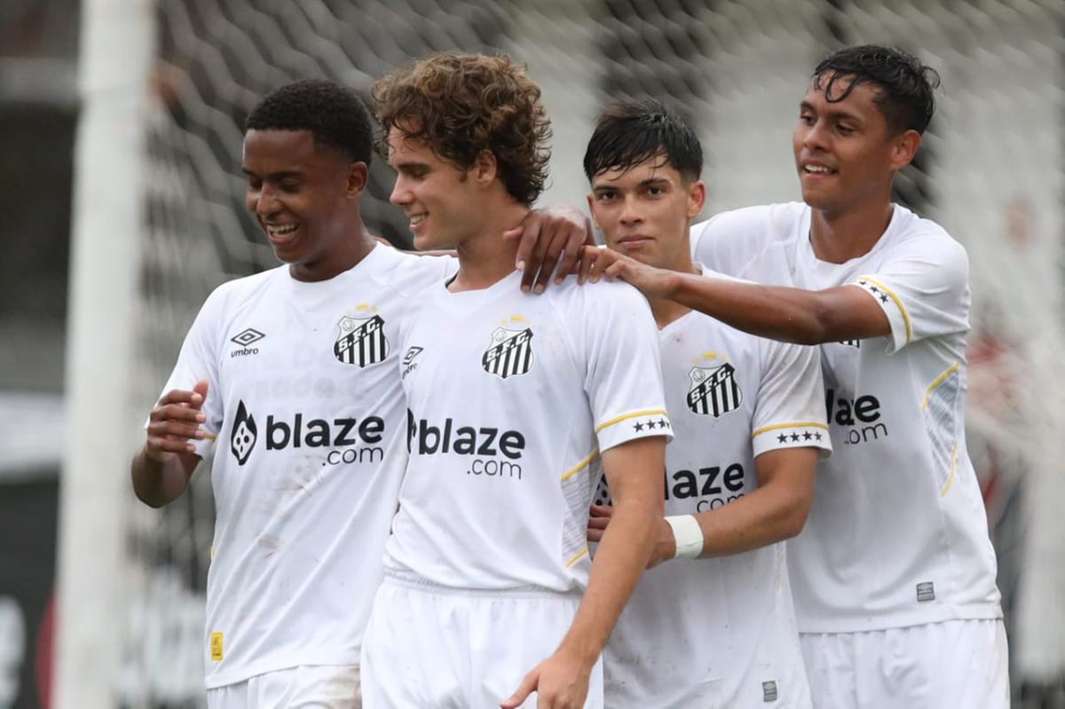 Garotos da base do Santos vão conhecer o Catar disputando um torneio amistoso (Foto/Pedro Ernesto Guerra Azevedo/Santos FC)