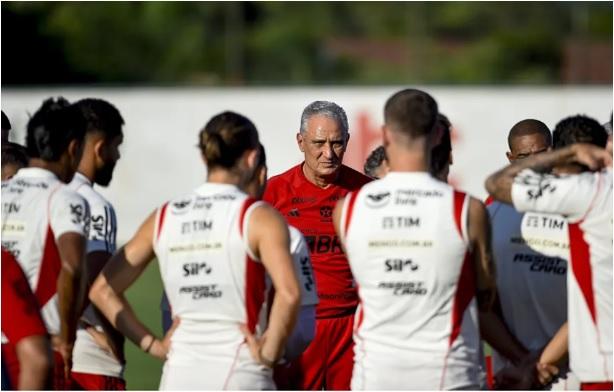 De La Cruz tem chegada ao Rio prevista para hoje e não participa do primeiro dia de trabalhos (Foto/Marcelo Cortes/Flamengo)