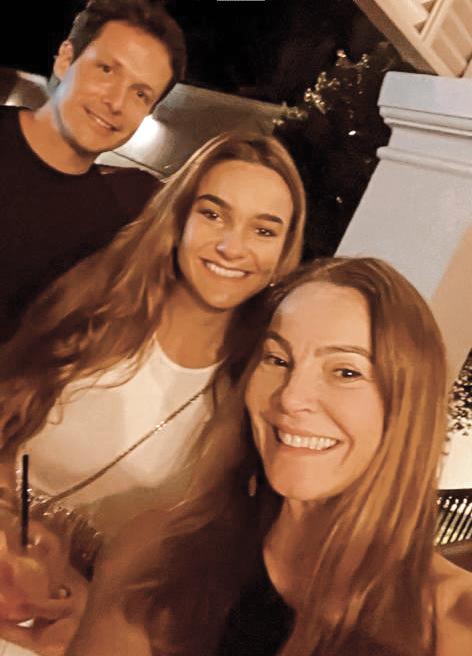 Mônica com a filha Valentina Abreu e Pedro Martins (Foto/Reprodução)