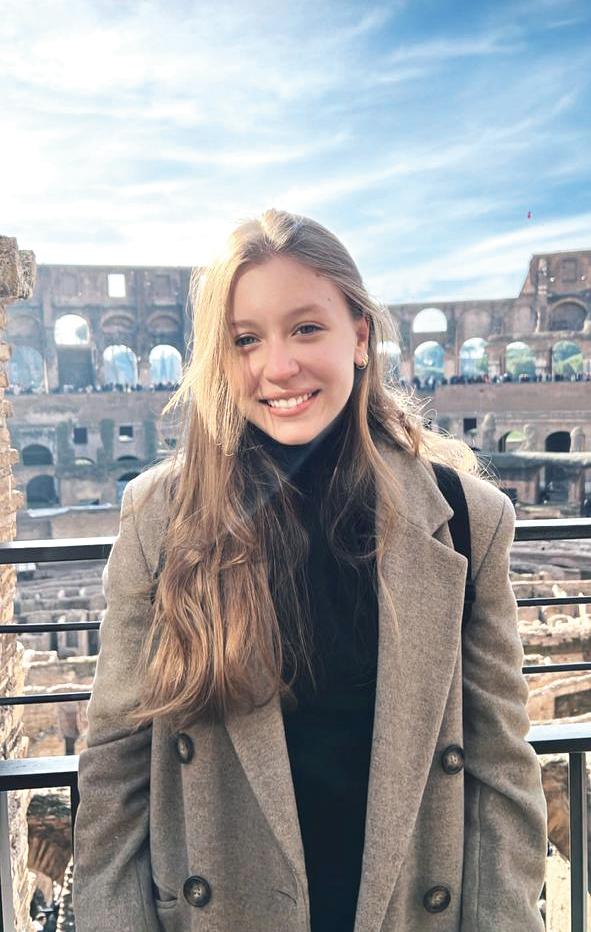 Valentina Junqueira,foi curtir as férias em Roma (Foto/Reprodução)