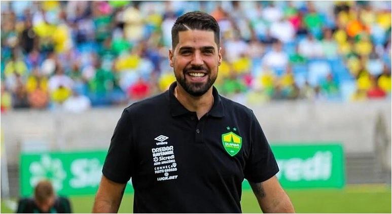 António Oliveira foi zagueiro cuja maior parte da carreira construiu em Portugal (Foto/AssCom Dourado)