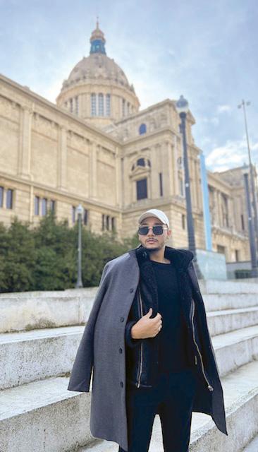 Luan Marques curte temporada em Barcelona (Foto/Reprodução)