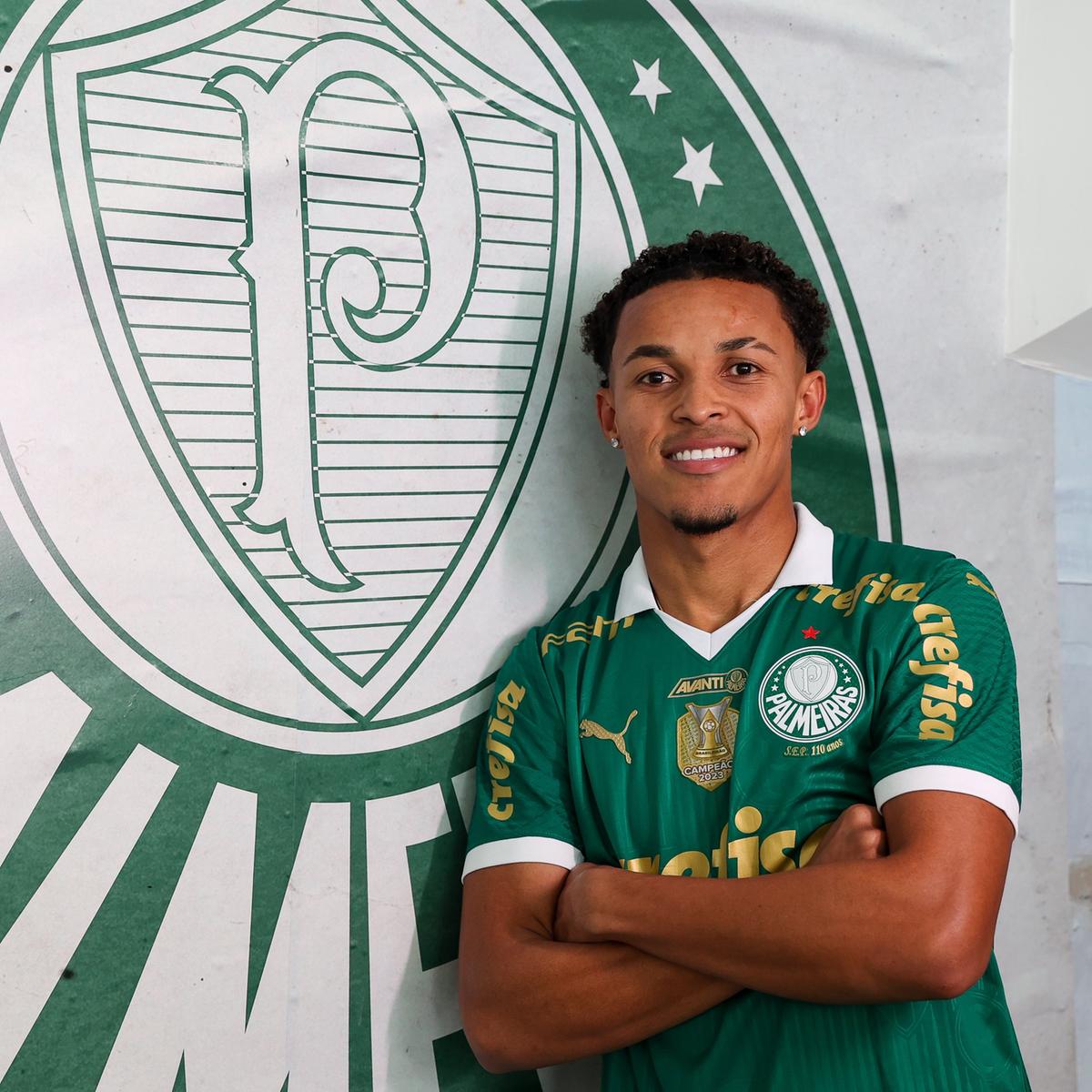 Contratado do Almeria, da Espanha, Lázaro de 21 anos, revelado pelo Flamengo, assinou por um ano com o Palmeiras (Foto/Reprodução rede social "X")