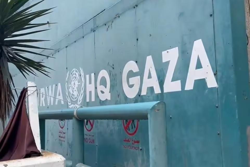 Sede da agência das Nações Unidas em Gaza, acusada por Israel de abrigar túnel do Hamas (Foto/Reprodução X Israeli Defense Forces)