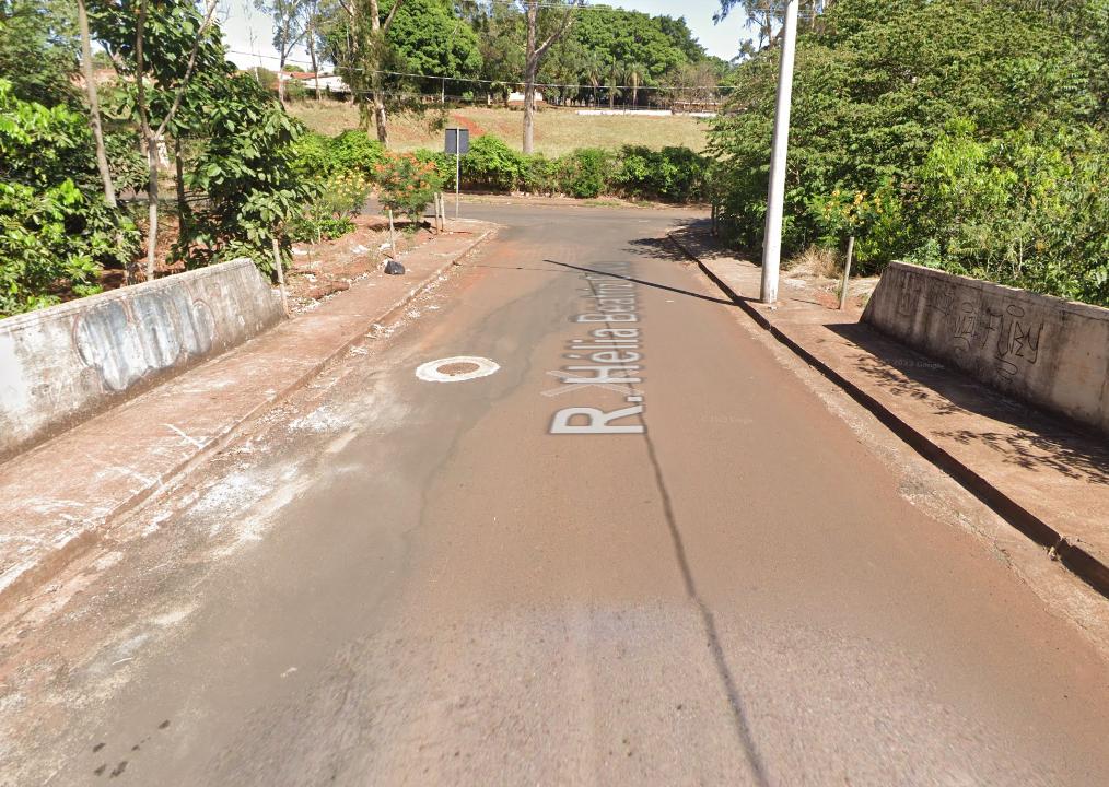 Mulher foi rendida durante travessia (Foto/Google Maps)