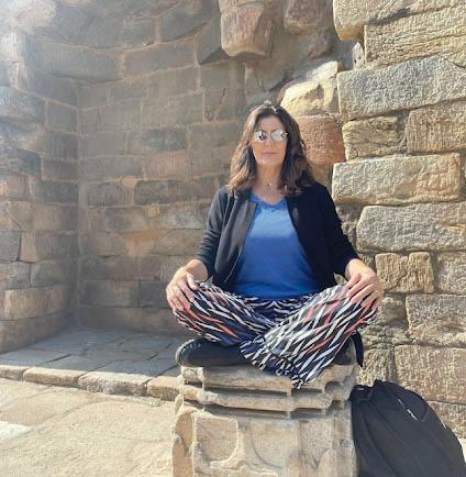 Cristiana Musa voltou a Índia para meditar e se aprimorar ainda mais no mindfulness, técnica que ela já domina há décadas (Foto/Reprodução)