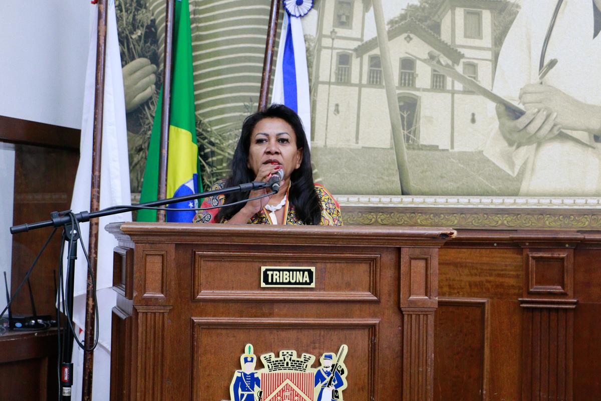 Representante das instituições, Sueli Cristina Silva, reclamou da falta de igualdade na liberação dos recursos, que aconteceu para uns enquanto outros ainda esperam (Foto/Jully Borges)