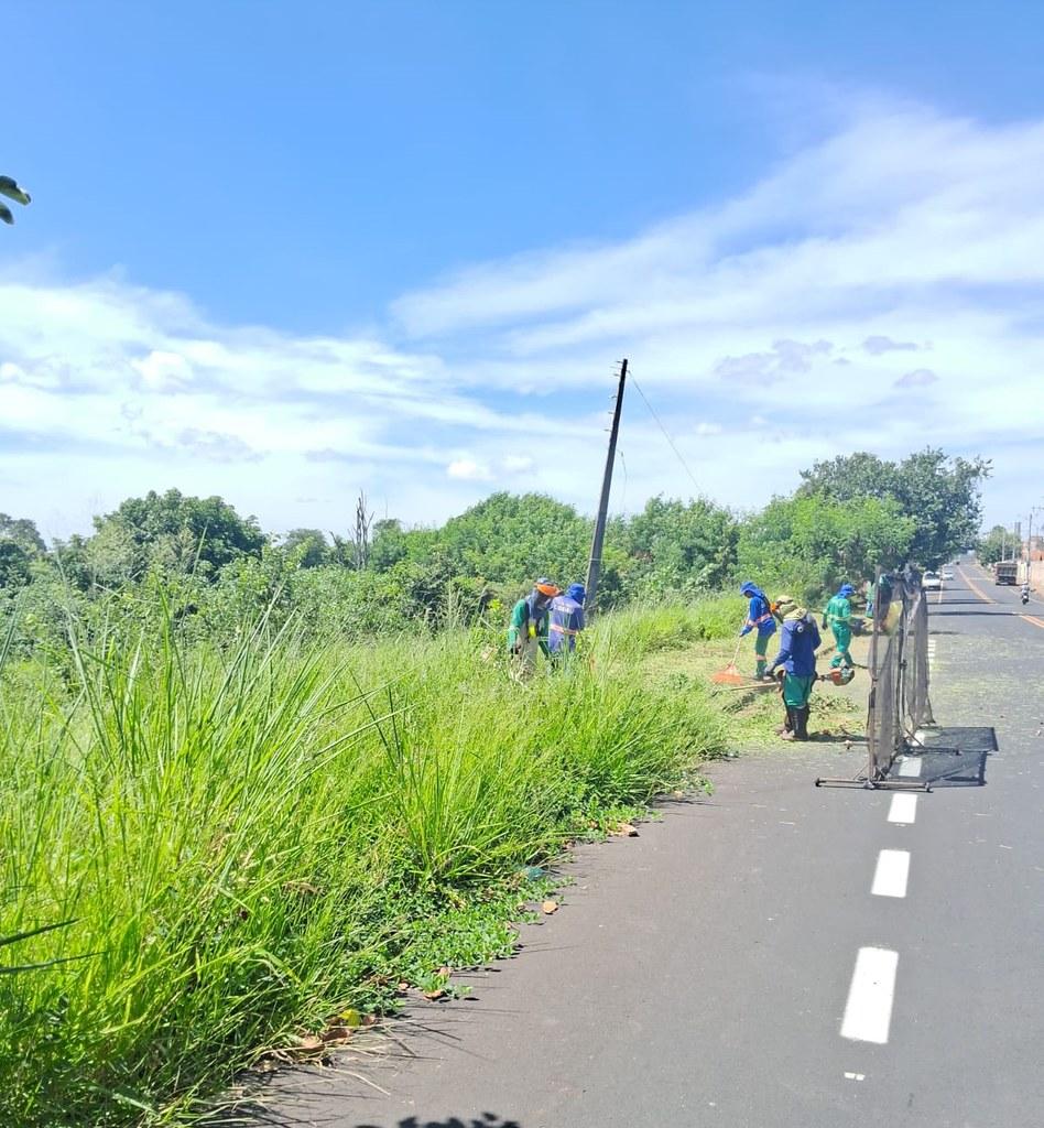 Durante o período, as equipes fizeram 349 serviços em 19 bairros, com foco na conservação de vias públicas, zeladoria urbana e arborização (Foto/Divulgação)