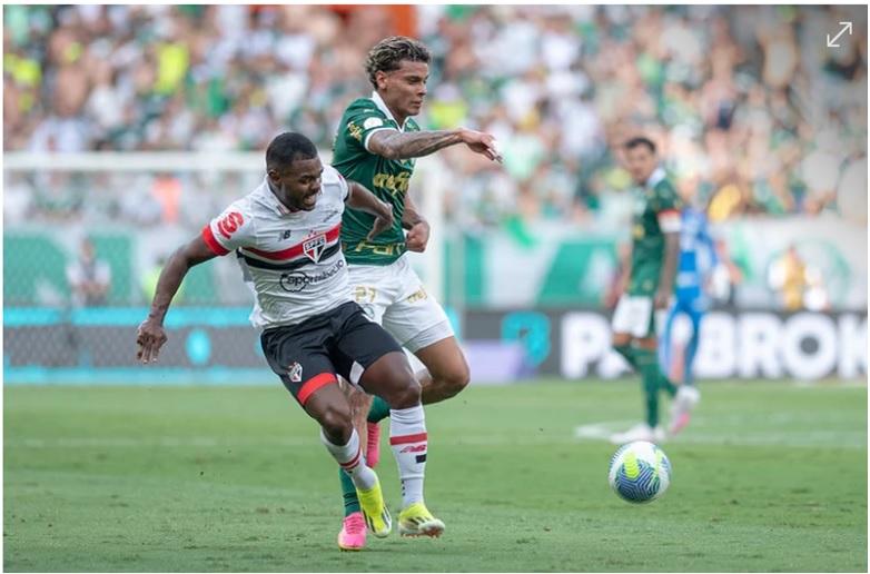São Paulo é o líder do Grupo D, com 18 pontos e pode até se classificar antecipadamente em caso de triunfo no clássico (Foto/Staff Images/CBF)