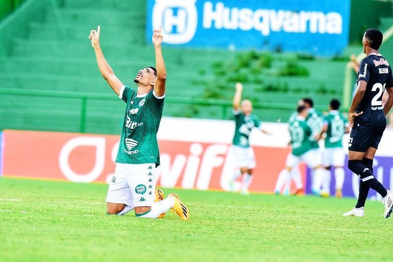 Pablo Thomaz, do Guarani, esticou o pé esquerdo e completou para as redes (Foto/Alexandre Battibugli/Ag. Paulistão)