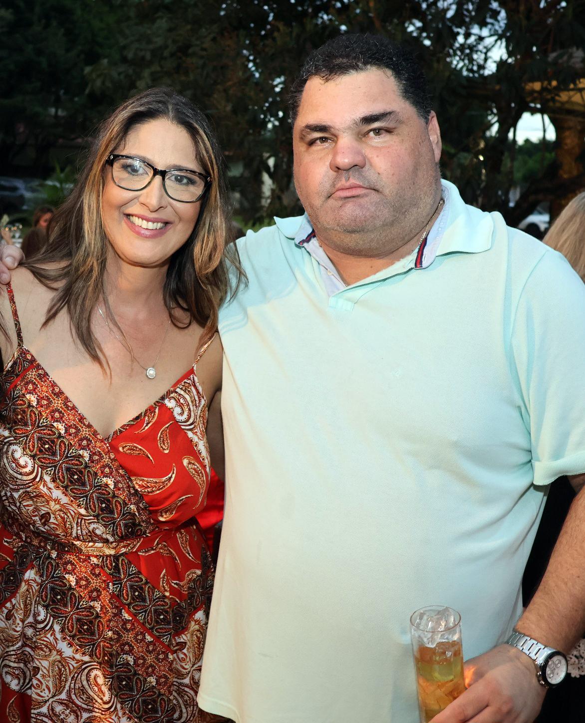 Noivo e aniversariante Gustavo e sua esposa Consuelo (Foto/Reprodução)