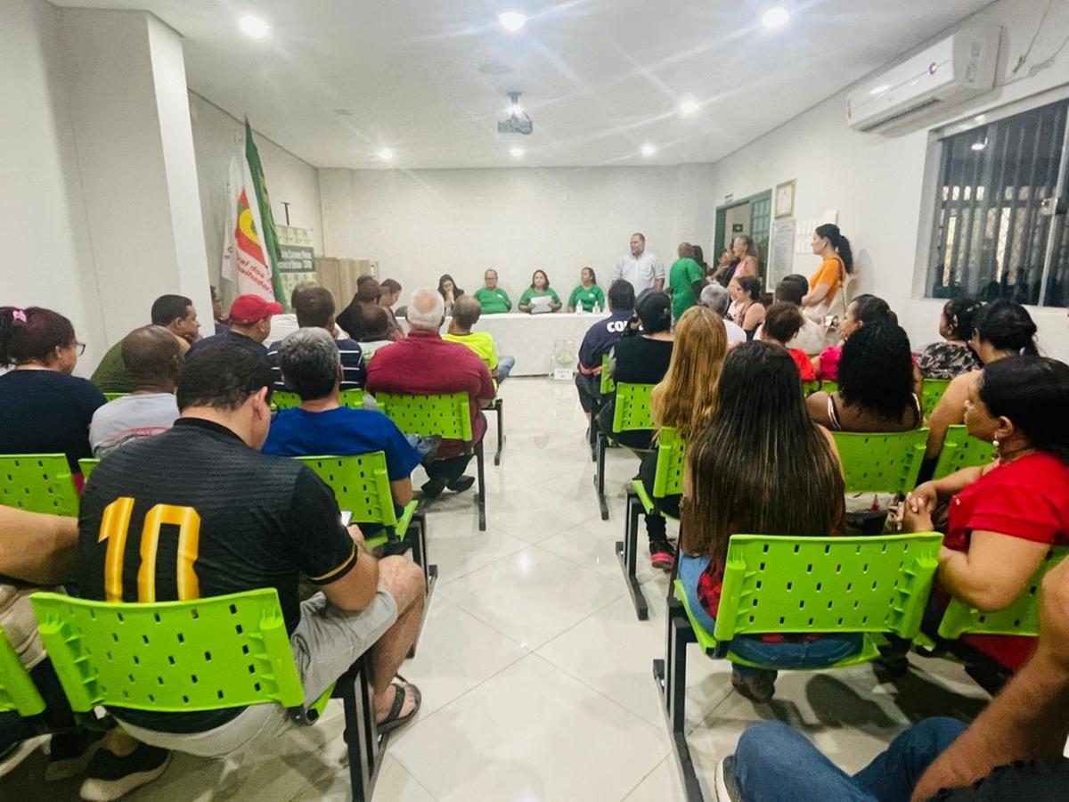 Durante reunião, apenas um voto foi contrário ao início da greve, contra 103 a favor (Foto/Reprodução)