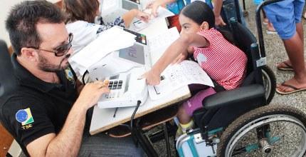 Justiça Eleitoral aponta que Uberaba tinha 5,8 mil pessoas com deficiência em 2022, sendo que 1,3 pediram condições de acessibilidade (Foto/Reprodução)