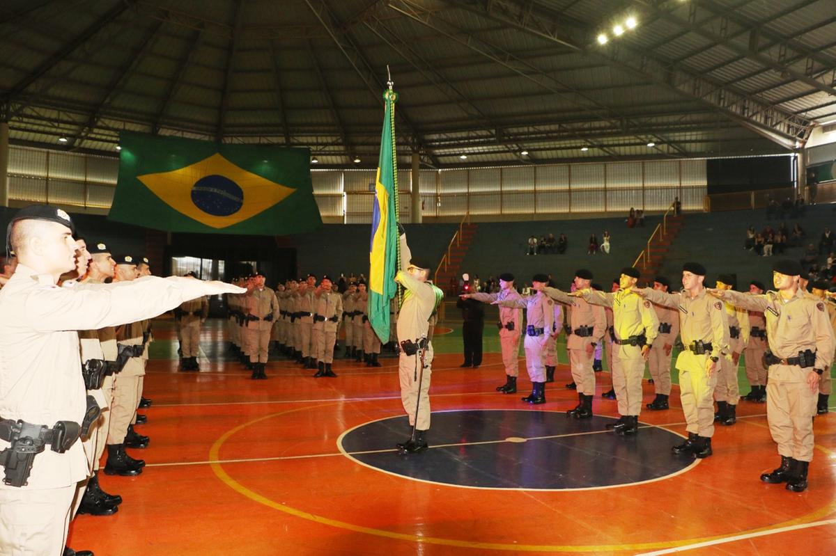 Solenidade da Polícia Militar aconteceu no Ginásio Wagner do Nascimento, na Univerdecidade, na quarta-feira (Foto/Divulgação)
