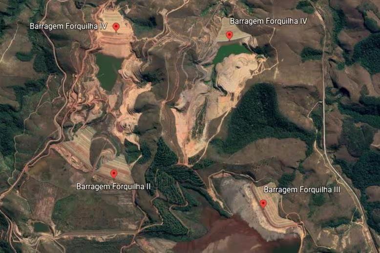 Mineradora fez revisão do "dam break" das estruturas de Forquilha I, II, III e IV e Grupo (Foto/Google Earth/Reprodução)