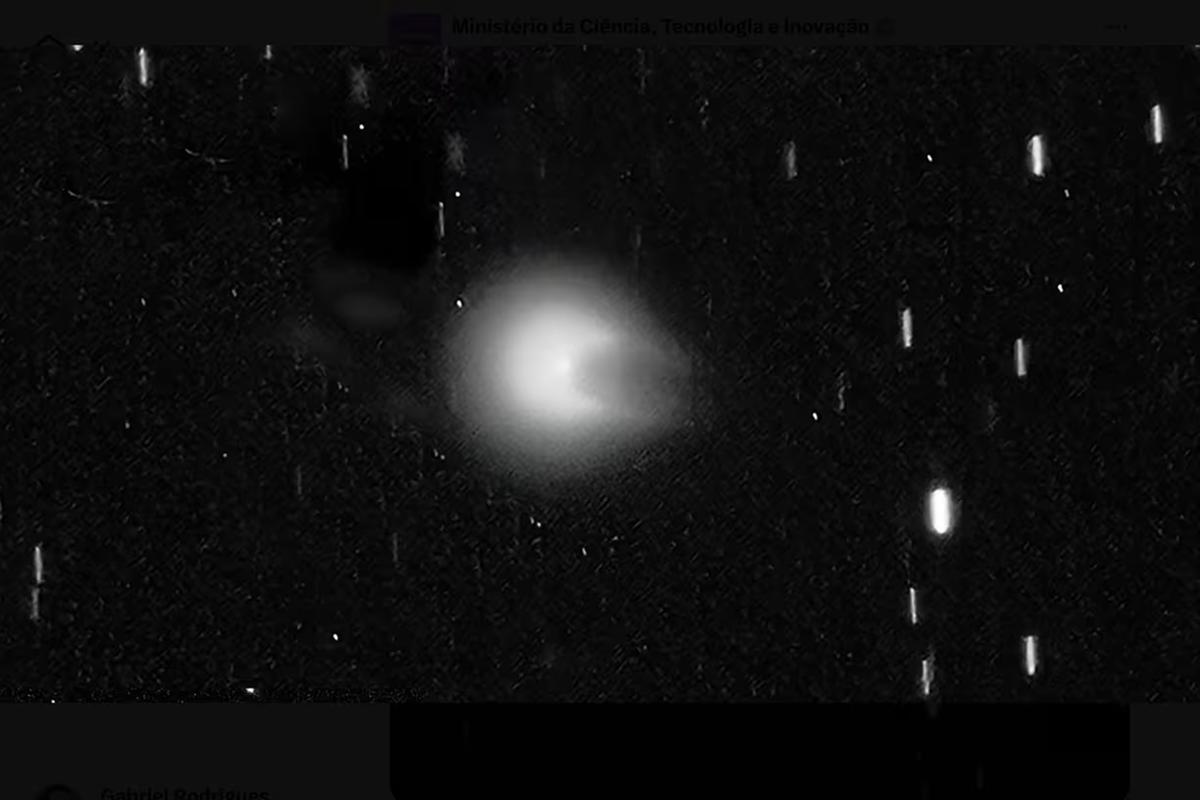 Cometa do Diabo será visível a olho nu no Brasil (Foto/X/@a_pleiade/Reprodução)