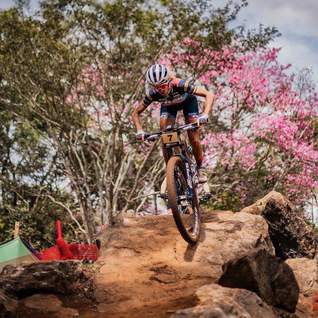 WHOOP UCI Mountain Bike World Series em Araxá (Foto/Instagram @uci_mtbworldseries/Reprodução)