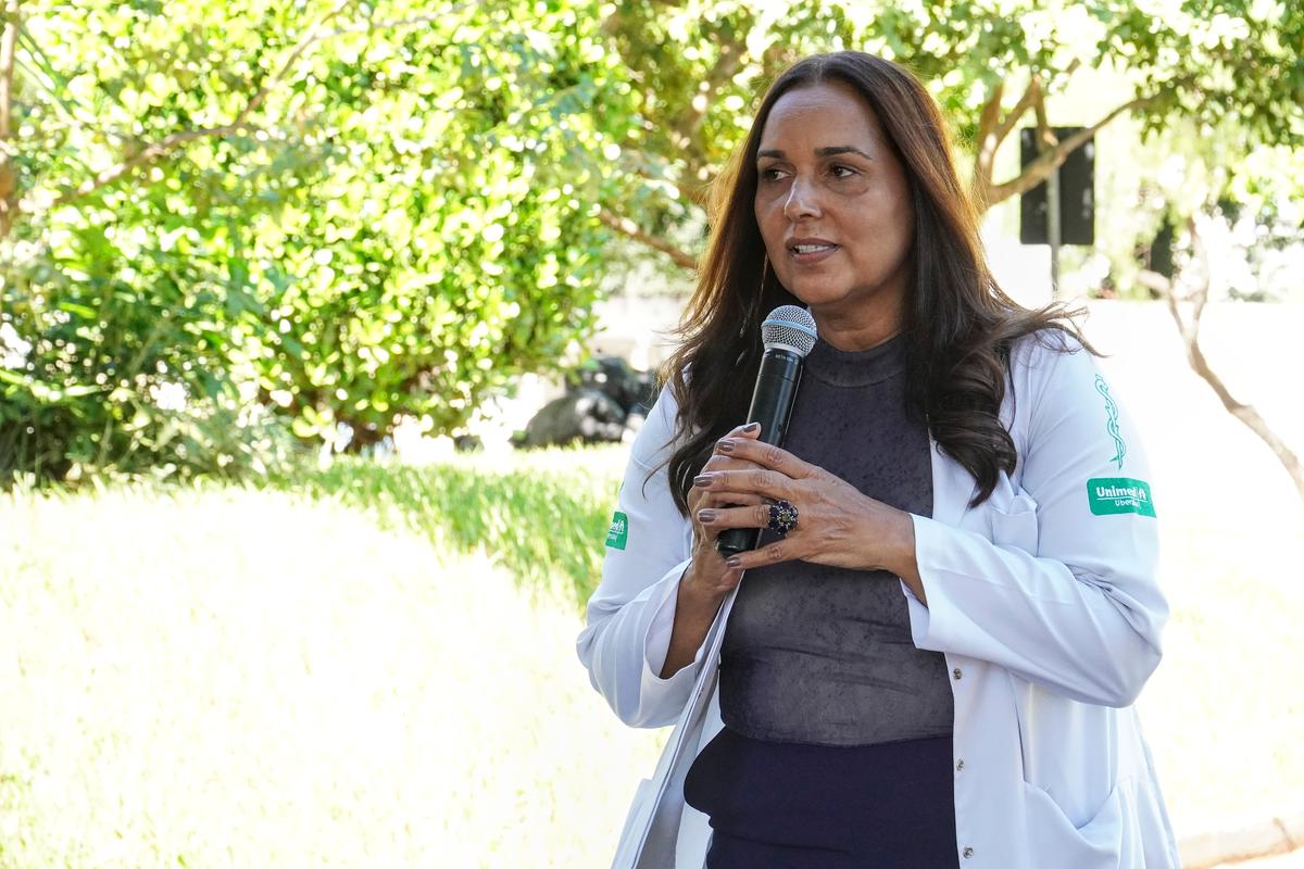 Médica Sônia Regina Silva, coordenadora do projeto, diz que o programa é um cuidado que se inicia na primeira infância, oferecendo orientações aos pais (Foto/Divulgação)