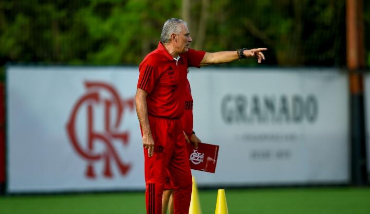 Tite ainda não conseguiu entrosar o Flamengo e a torcida está perdendo a paciência (Foto/Marcelo Cortes/Flamengo)