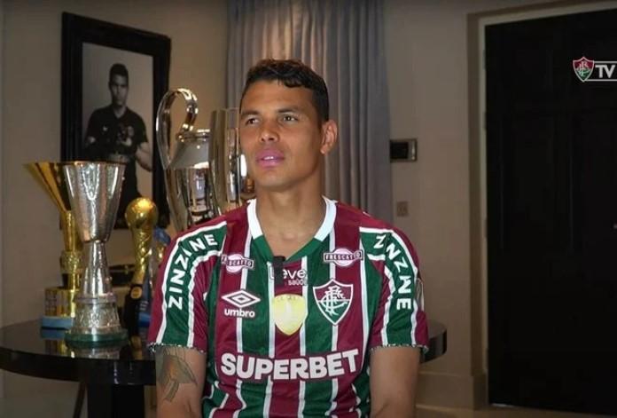 Thiago Silva, já com a camisa do Fluminense, fala sobre seu retorno (Foto/Reprodução Youtube canal @fluminensefc)