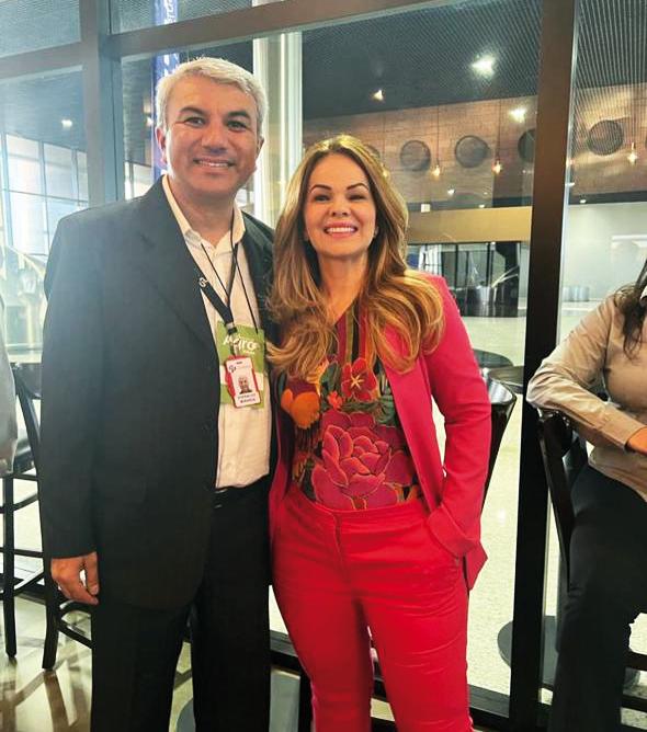 Everaldo Miranda, também celebrou a vida no último fim de semana e curtiu seu dia mais que especial, ao lado da esposa, Jô Soler Miranda (Foto/Arquivo pessoal)