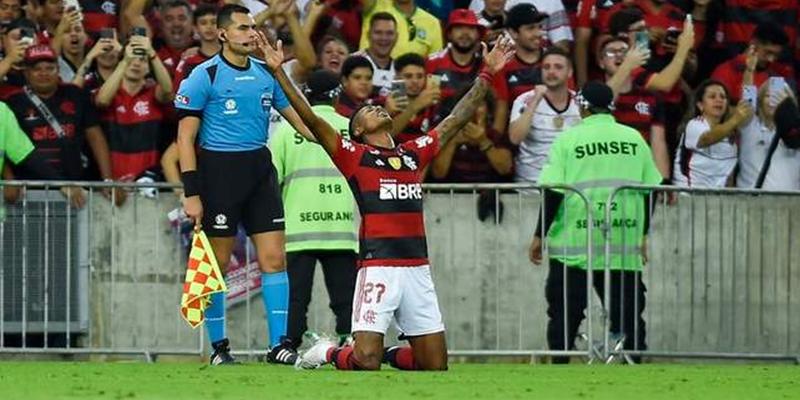 Bruno Henrique reclamou de uma entorse no pé esquerdo e está fora do jogo de hoje (Foto/Marcelo Cortes/Flamengo)