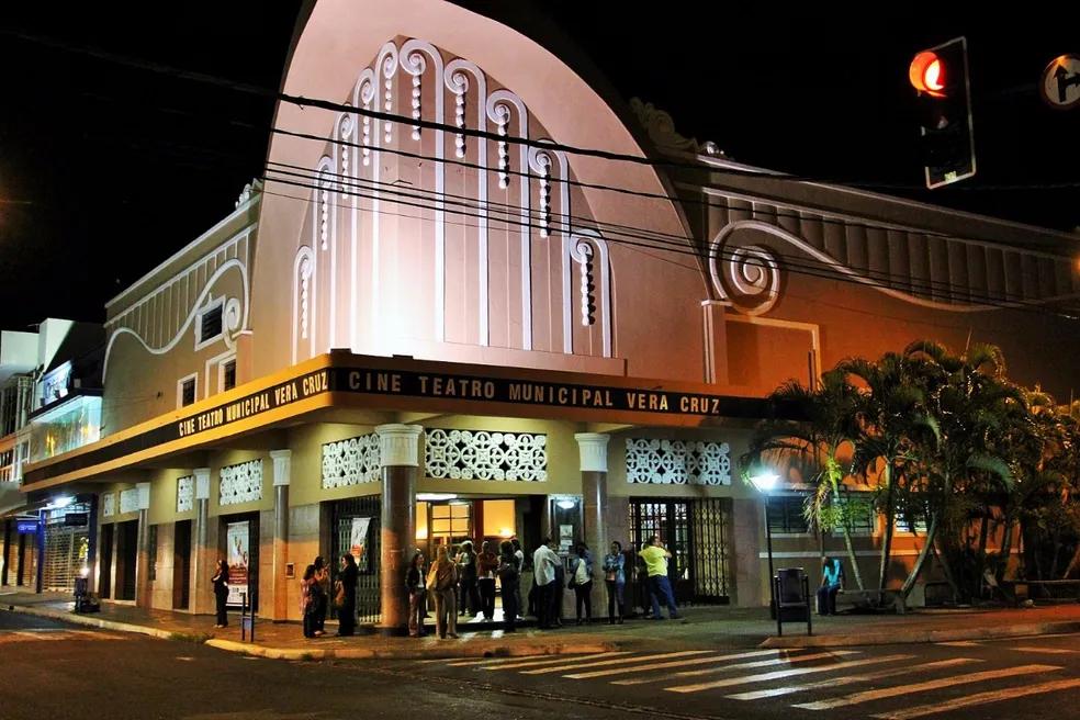 Cine Teatro Municipal Vera Cruz teve a última intervenção em 2017, quando recebeu reparos no telhado  (Foto/Divulgação)