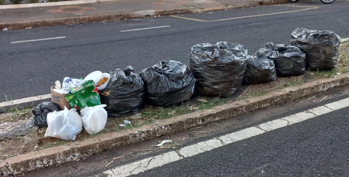 Vizinha renova reclamação após 10 dias da primeira denúncia (Foto/Leitora JM)