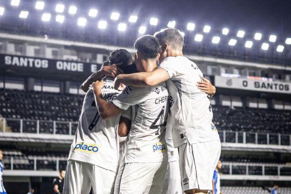 Dentro de campo os “Meninos da Vila” fizeram a diferença em um primeiro tempo fantástico do time santista (Foto/Raul Baretta/SFC)