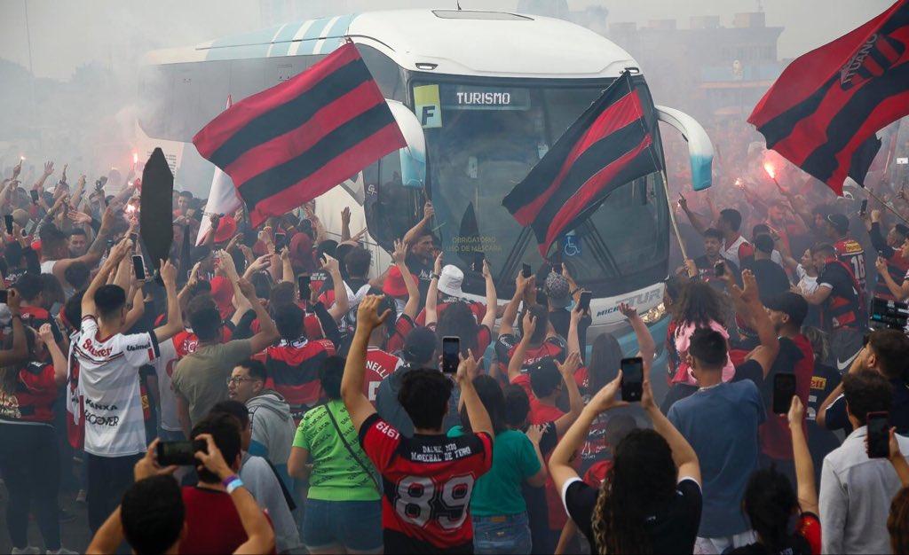 No momento do ataque estava sendo servido o jantar aos jogadores da base (Foto/@mschincariol)