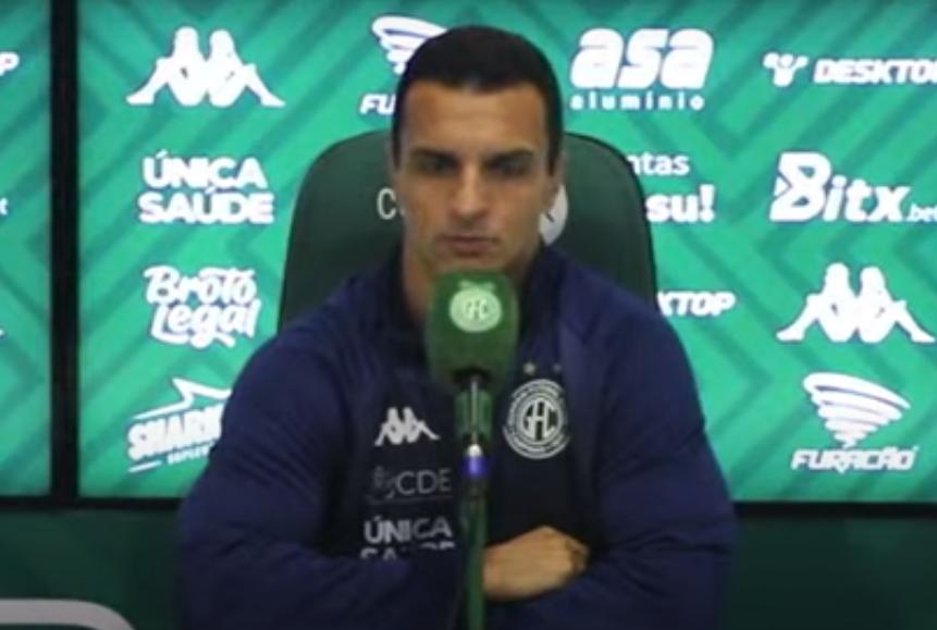 O técnico falou em "nove dias para trabalhar". Com certeza será o prazo final para apresentar bons resultados. Veja o vídeo da entrevista coletiva (Foto/Reprodução)