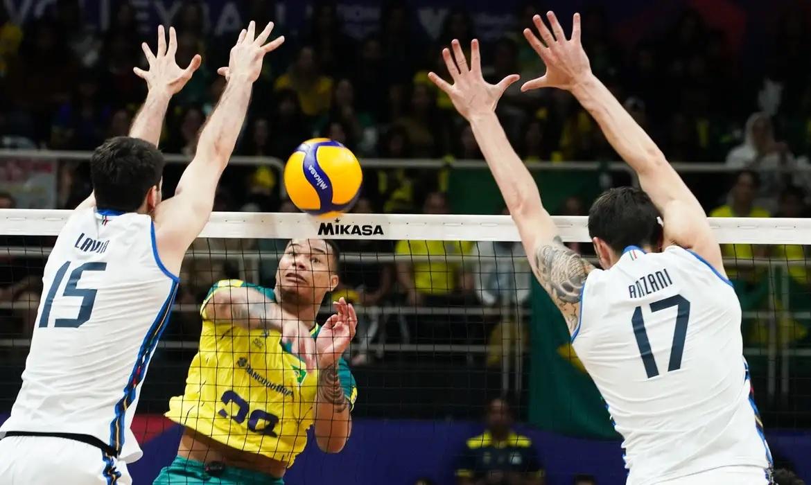 Brasil volta a ser derrotado pela Liga das Nações Masculina (Foto/Maurício Val/FV Imagem/CBV)