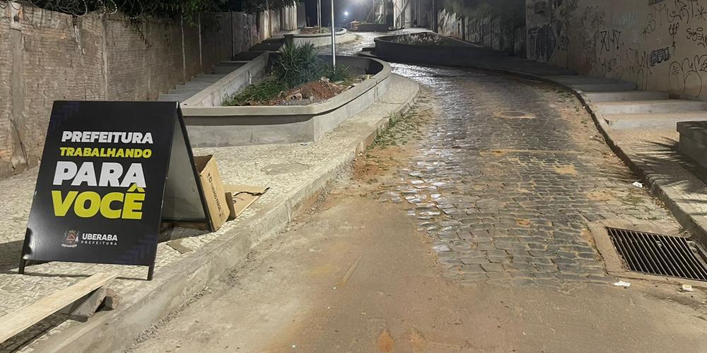 Revitalização da ladeira Dr. Mozart Furtado Nunes deve ser concluída em