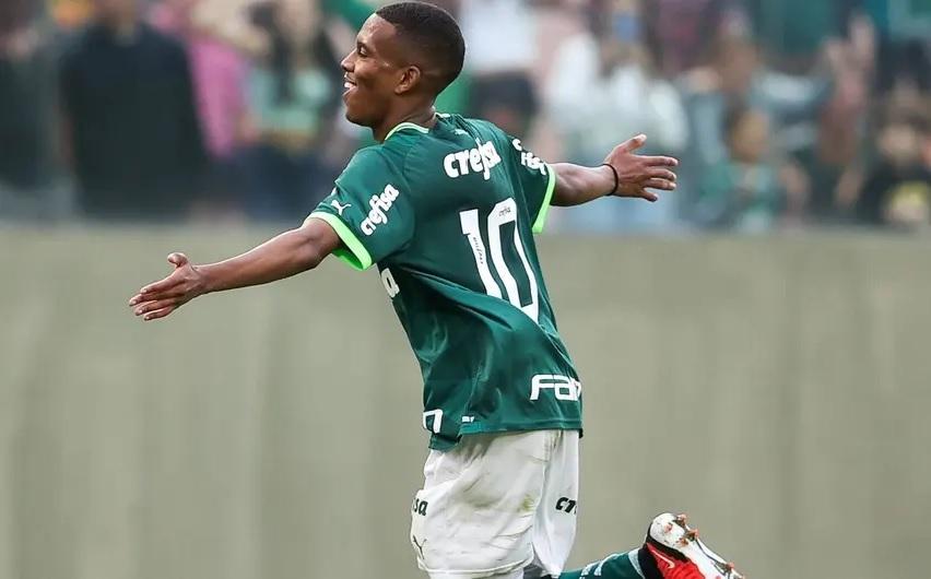 Estevão, o Messinho, passeou ontem na Arena MRV. Fez um golaço (Foto/Fábio Menotti/Palmeiras)