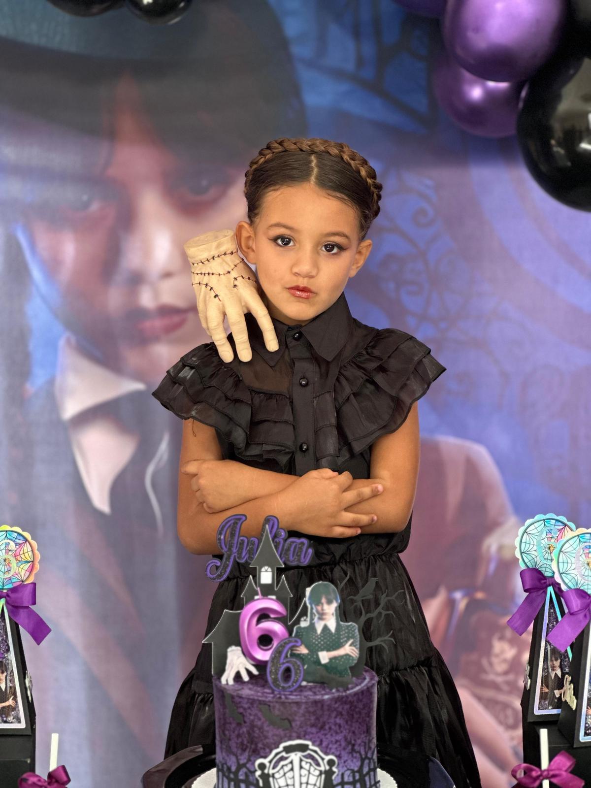 Júlia Cabral Vieira completou 6 aninhos e comemorou a la Vandinha (Foto/Divulgação)