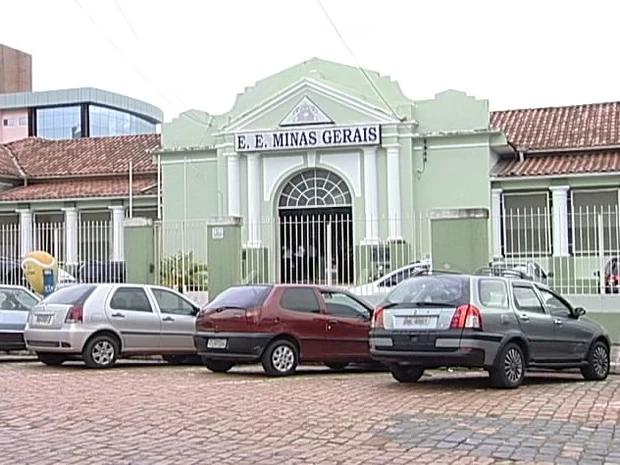 A Escola Estadual Minas Gerais surgiu em 1944, quando Uberaba contava apenas com uma escola pública, o Grupo Brasil, que atendia 15% das crianças da cidade (Foto/Reprodução)